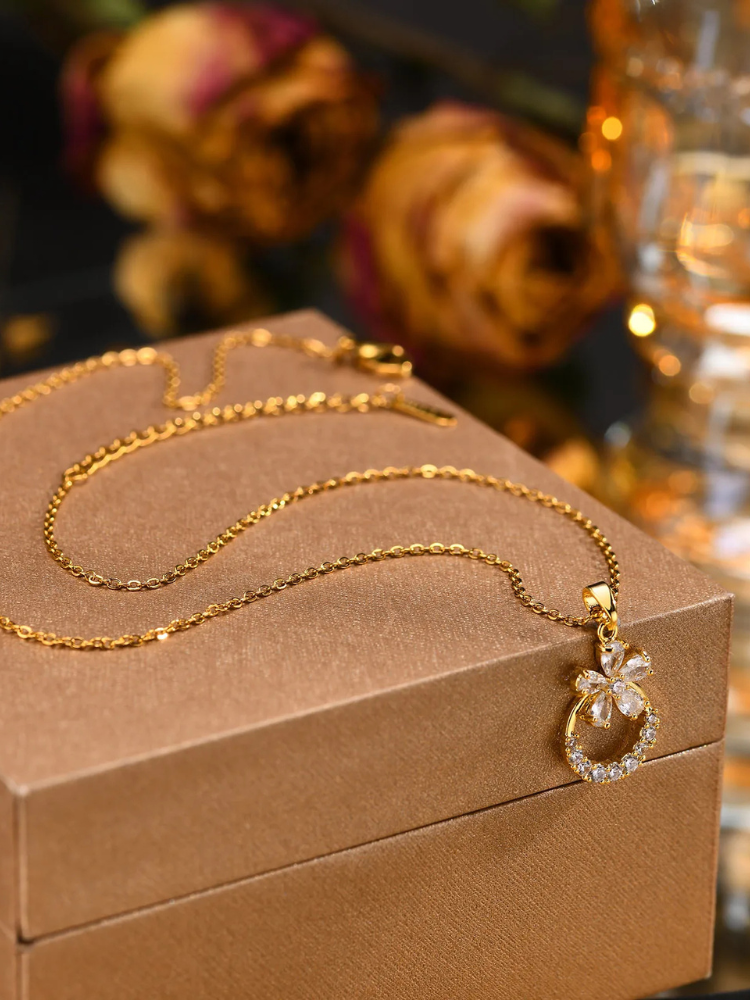 Collier Fleur femme