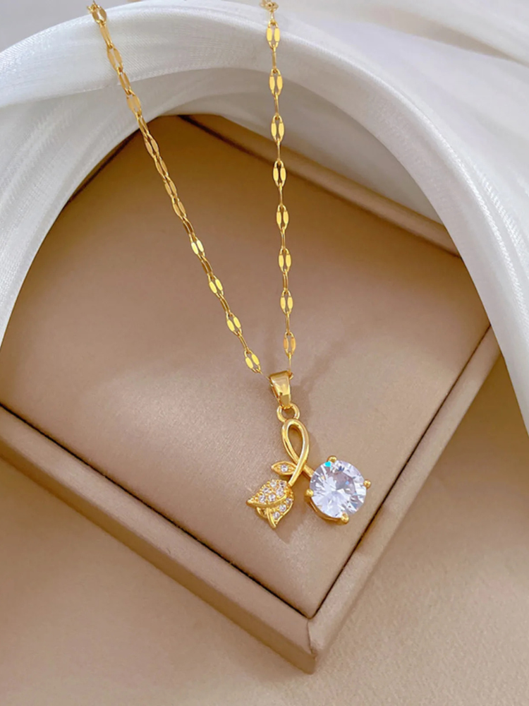 Collier Solitaire fleur rose