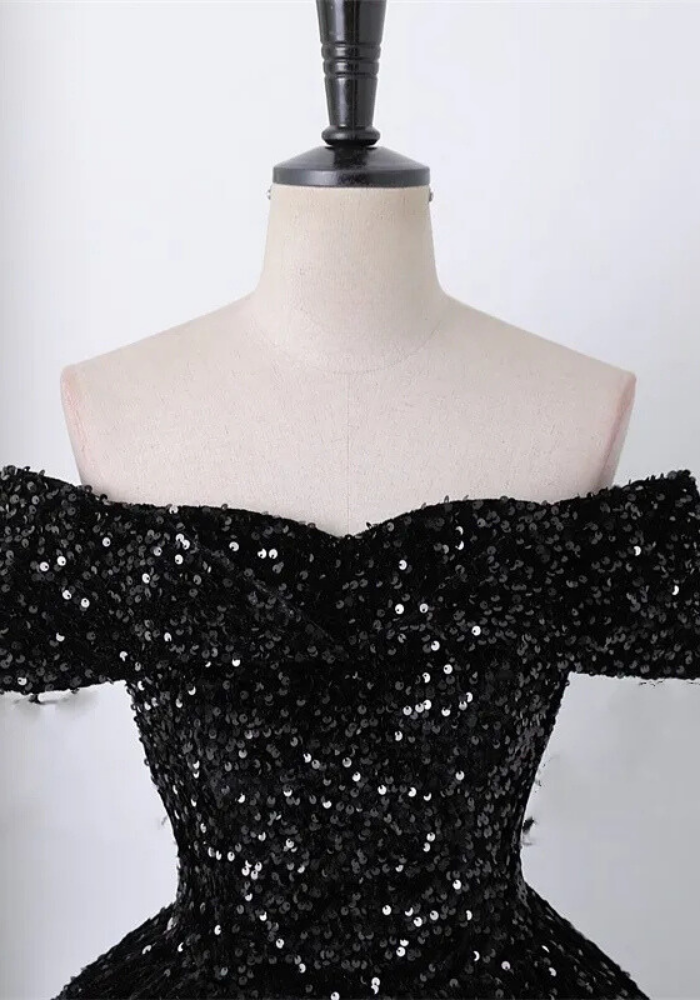 Robe Princesse Noire Strass Femme pas cher