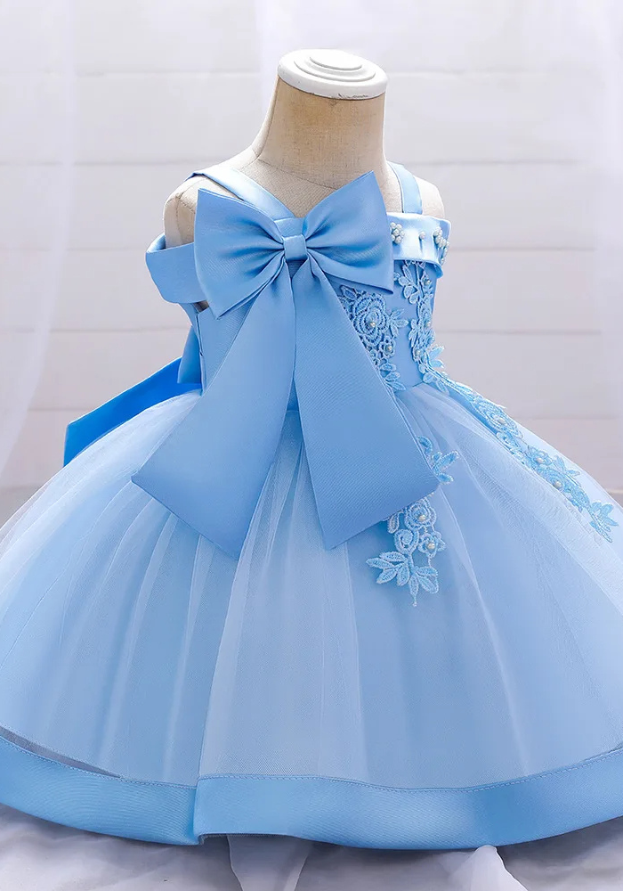 Robe Princesse Satin Bleu Ciel Bébé